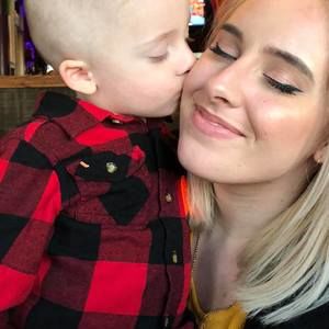 Meet your Posher, Katie